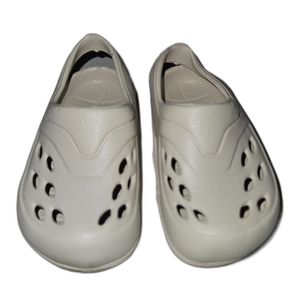 Toddler Foam Clogs Size 4 White Slip On Water Shoes USA Made